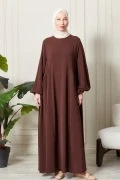 Buzgu-Detaylariyla-One-Cikan-Elbiseler.webp